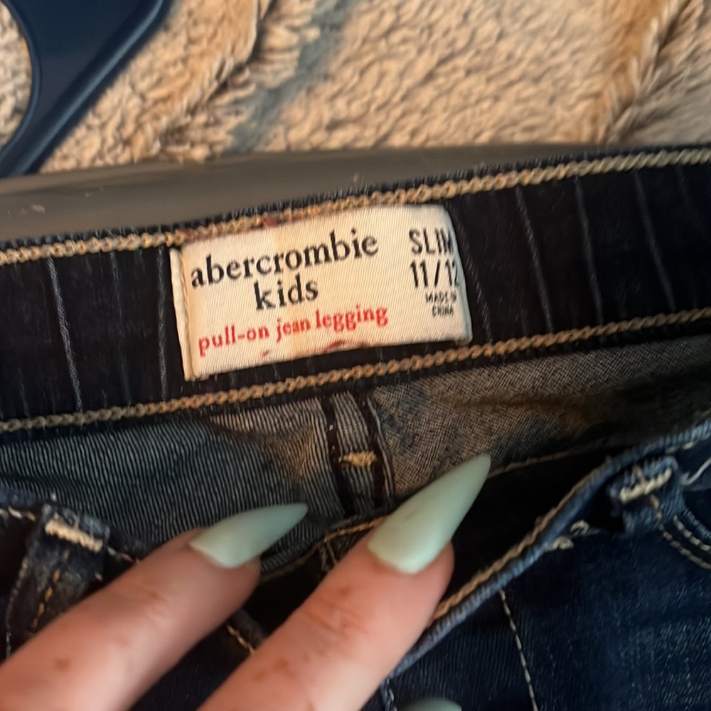👖 - Picture 3 of 3